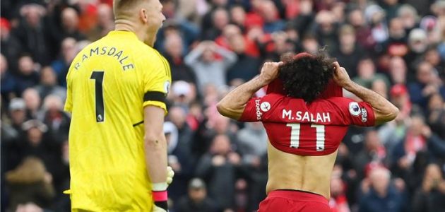 أبو تريكة يوجه نصيحة لـ محمد صلاح بعد إهداره ركلة جزاء أمام آرسنال